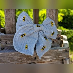 Little Bees Linen Hand embroidered clip bow